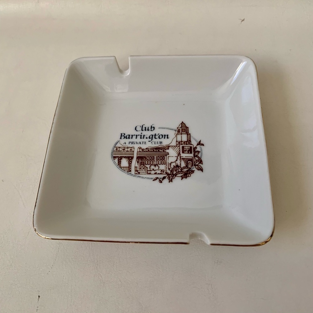 Vintage Club Barrington A private Club Chicago Ashtray